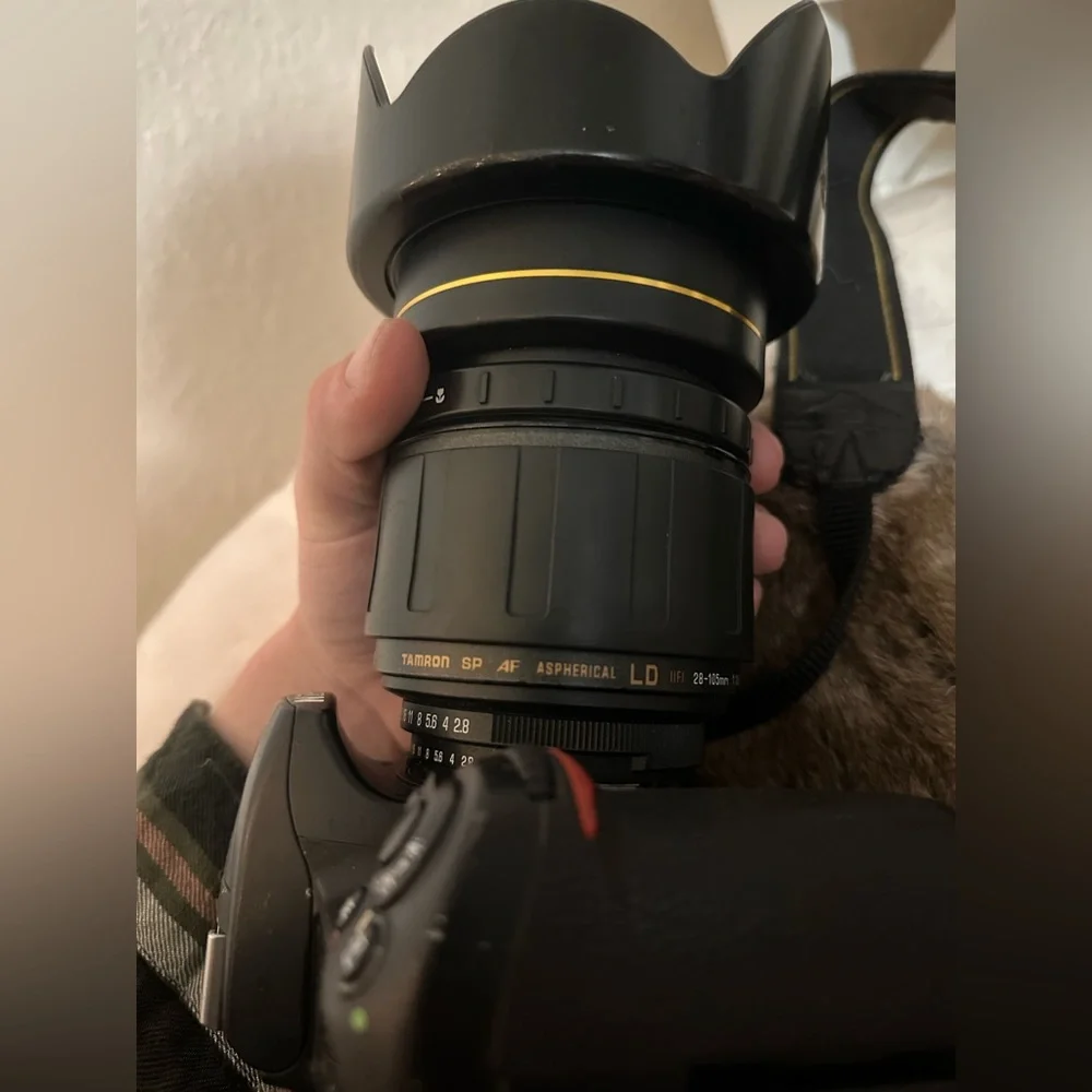 Nikon d300 digital camera with 28-105mm lens